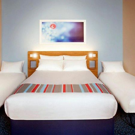 Travelodge Worthing Seafront מראה חיצוני תמונה